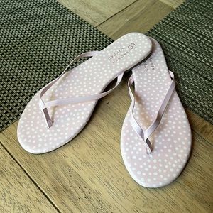 NWOT! LC Lauren Conrad pink w/ white polka dot Flat Sandals